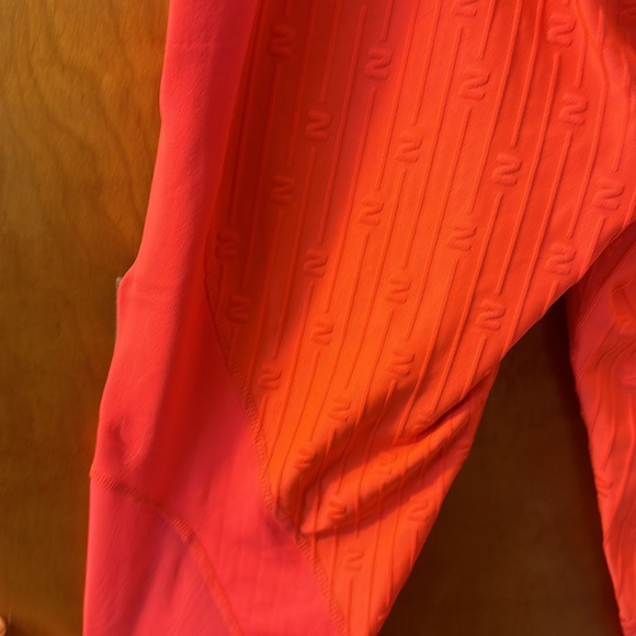 Zumba bold is the new basic mesh leggings - Picture 5 of 6